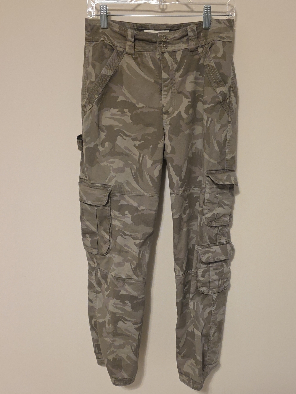 Abercrombie & Fitch Camo Cargo Pants Womens 27 Waist 4R Olive Green Tan 7 Pocket
